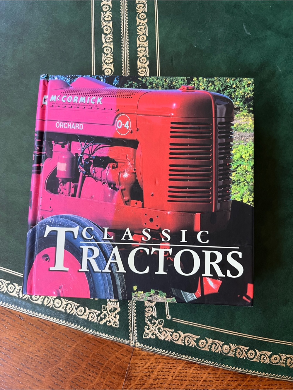 Hardcover Book Classic Tractors